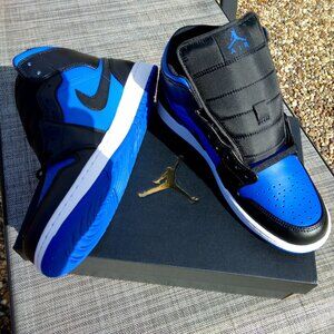 Air Jordan 1 Mid 'Black Royal Blue'